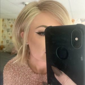 Raquel Welch Blonde Highlighted Wig